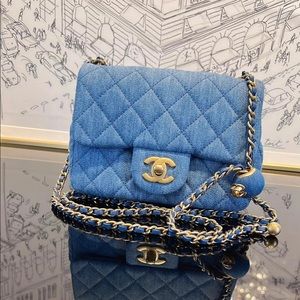CHANEL 22C Blue Denim Pearl Crush Mini Gold Hardware